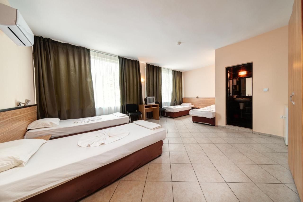 Hotel Varly Bryag Burgaz Dış mekan fotoğraf