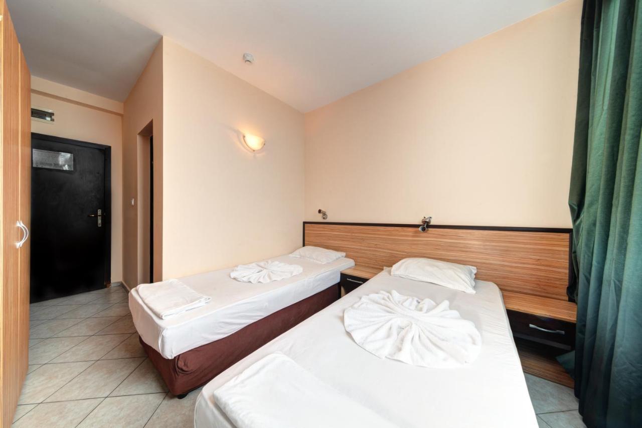 Hotel Varly Bryag Burgaz Dış mekan fotoğraf