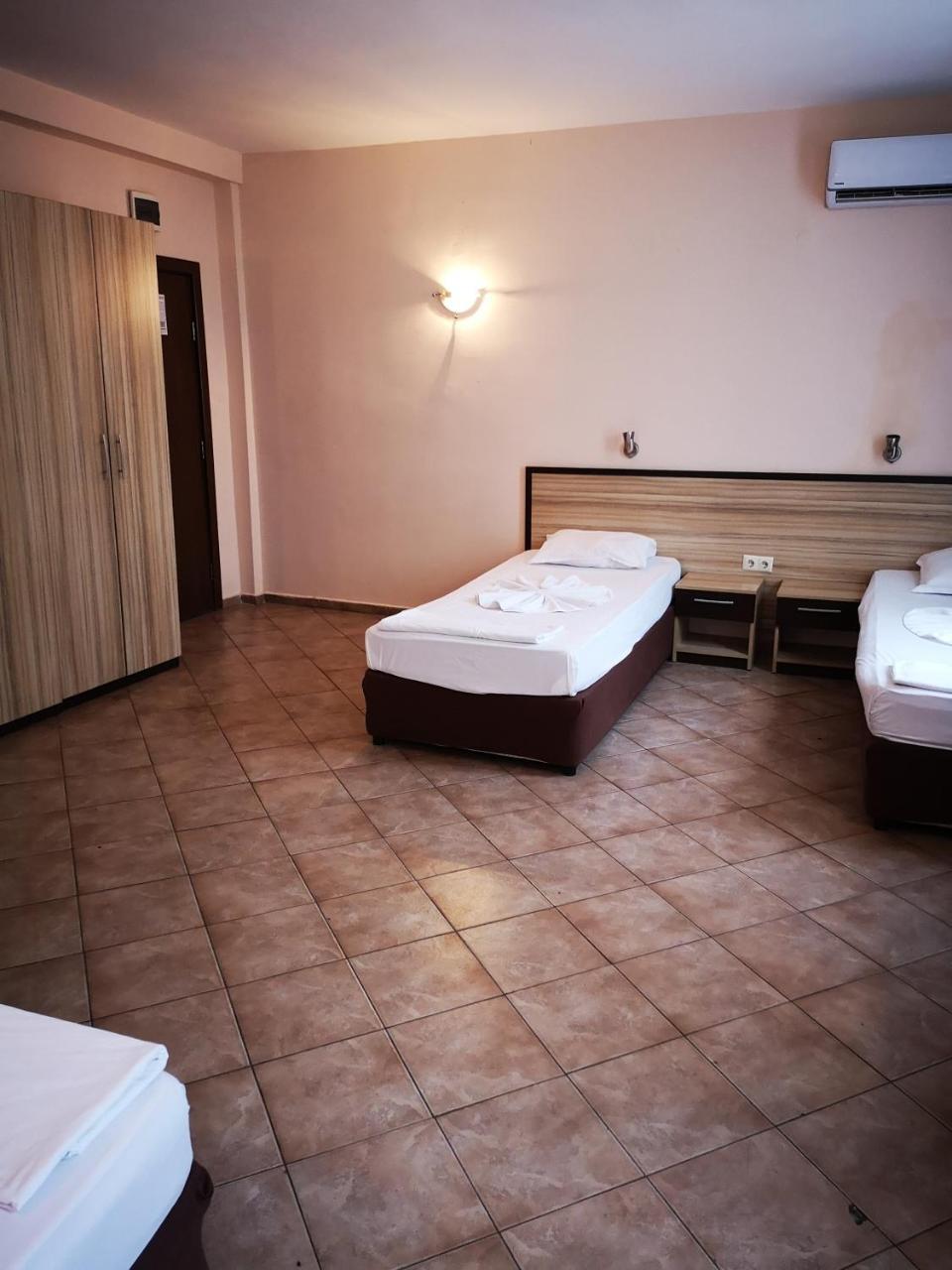 Hotel Varly Bryag Burgaz Dış mekan fotoğraf