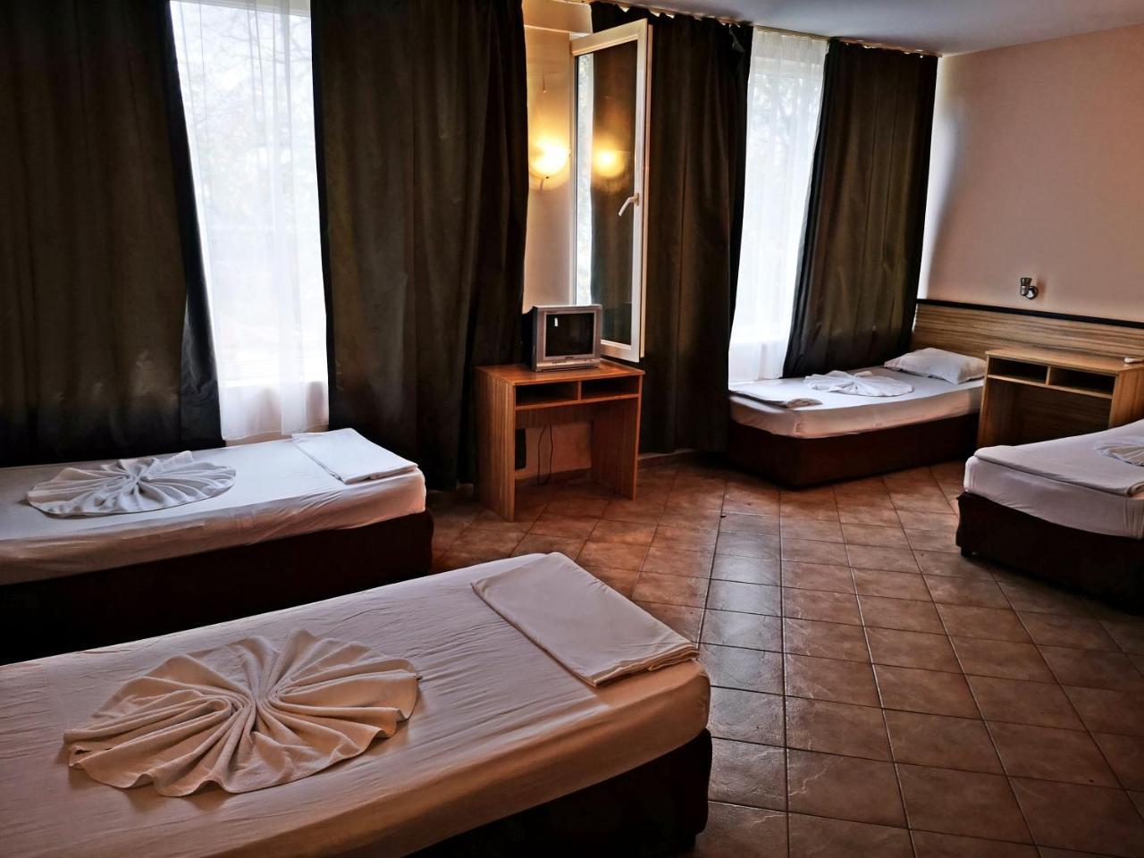 Hotel Varly Bryag Burgaz Dış mekan fotoğraf