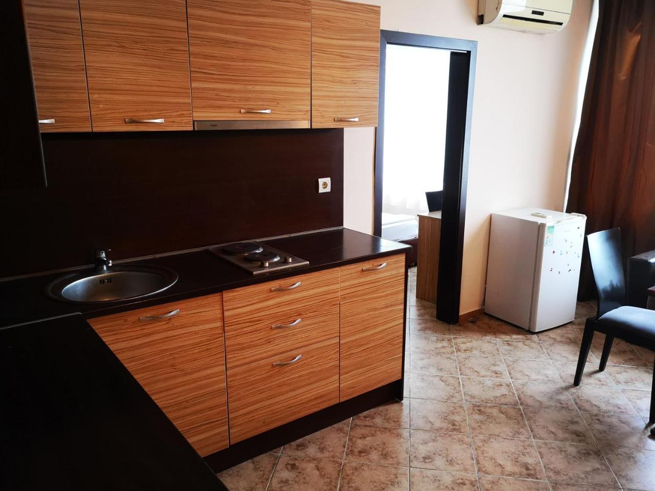 Hotel Varly Bryag Burgaz Dış mekan fotoğraf