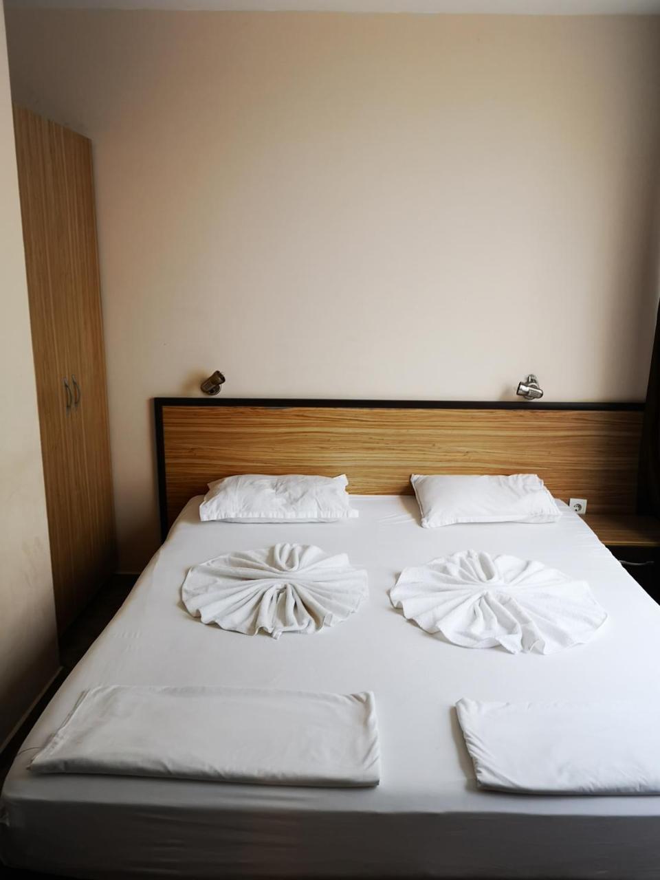 Hotel Varly Bryag Burgaz Dış mekan fotoğraf